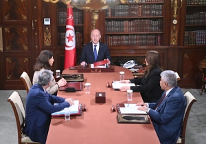 إعفاء وزيرة الصناعة 