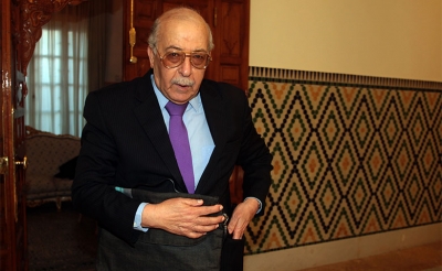 ساعات بعد تصنيف تونس في القائمة السوداء للدول المعرضة لغسل الأموال وتمويل الإرهاب: الشاهد يطلب إعفاء محافظ البنك المركزي قبل نهاية ولايته بـ 5 أشهر ويقترح مروان العباسي لخلافته