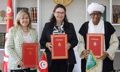 توقيع اتفاقية لتنظيم المهرجان العربي للإذاع والتلفزيون في تونس
