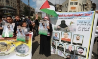 وقفات تضامنية بالضفة مع الأسرى الفلسطينيين بسجون الاحتلال