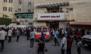 مستشفى العودة بغزة: حريق في مستودع الأدوية بعد قصف إسرائيلي