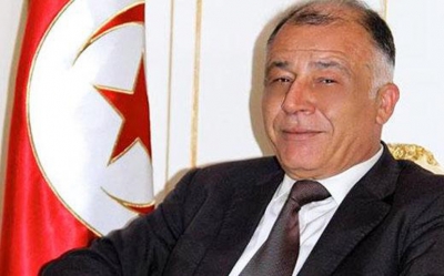 الصراع بين نقابات التعليم والوزير: هل الحل في استقالة ناجي جلول؟