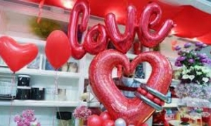 الأمريكيون يخططون لإنفاق 25.9 مليار دولار  في عيد الحب