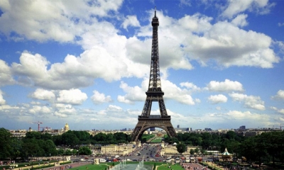 مواقع سياحية من بينها برج إيفل وقصر فرساي أغلقت بسبب الاحتجاجات في فرنسا