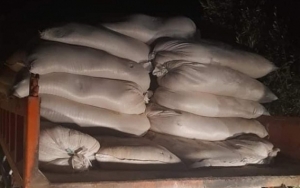 القيروان: حجز 44 طنا من الاعلاف والحبوب بمخزن عشوائي