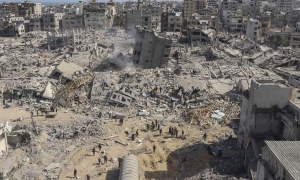 201 يوم من الحرب  تخبط إسرائيلي في غزة ... ومخطط لتهجير سكان رفح الإحتلال الإسرائيلي ألقى 75 ألف طن من المتفجرات على غزة منذ بدء الحرب