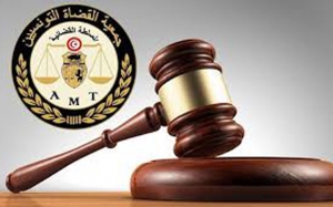 جمعية القضاة التونسيين «تفتح النار» على المجلس الأعلى للقضاء:  هل هي بداية «حرب» بين أهل الدار؟