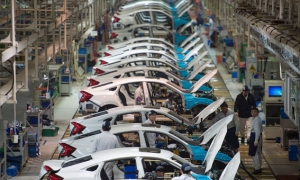 الصين تسيطر على صناعة السيارات في العالم
