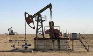 فيما العالم يشهد عودة إلى الوقود الاحفوري: تراجع الانتاج الوطني من النفط الخام إلى 35 ألف برميل يوميا