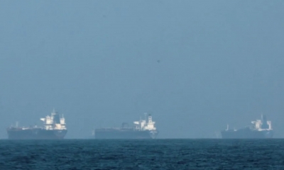 إيران تتوعد بحصار نفطي لحين توقف الهجمات وترامب يهدد بضربة أشد