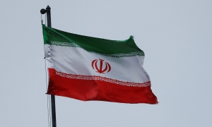 السلطات الثلاث في إيران تعقد اجتماعا استثنائيا بعد وفاة الرئيس