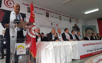 بسبب التصنيفات الأخيرة وتوتر المناخ الاجتماعي وتدهور الاقتصاد وسط التجاذبات السياسية:  الطبوبي: لا بدّ من ضخّ دماء جديدة في بعض مفاصل الدولة دون استثناء