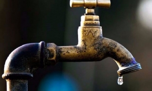 قبلي: عدد من الأهالي يشتكون من إنقطاع الماء الصالح للشرب لمدة يومين دون إعلامهم