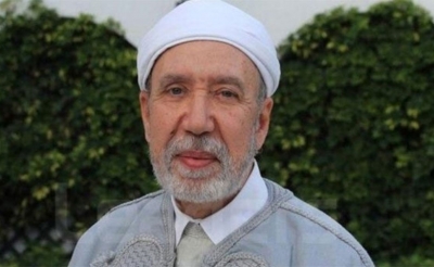 على اثر الجدل المتواصل حول تقرير لجنة الحريات والمساواة:  سماحة مفتي الجمهورية الشيخ عثمان بطيخ لـ«المغرب» : لـم يصلنا التقرير بصفة رسمية لإبداء رأينا .. وموقف مشائخ جامعة الزيتونة رأي من بين الاراء ...