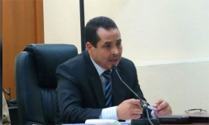 في قضية رفعتها ضده هيئة الدفاع عن بلعيد والبراهمي:  استنطاق بشير العكرمي وإبقاءه تحت طائلة بطاقة الإيداع