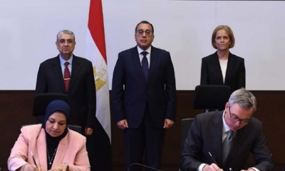 مصر توقع مذكرة تفاهم بشأن الربط الكهربائي مع أوروبا عبر إيطاليا