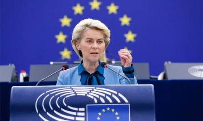 رئيسة المفوضية الأوروبية: «أوكرانيا وأوروبا ستبقيان وسيفشل بوتين في حربه»