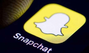 سناب شات تطور مرايا افتراضية لتسهيل التسوق