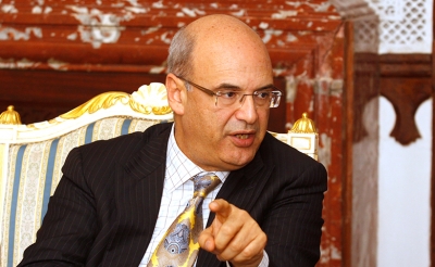 الخبير الاقتصادي ووزير المالية الأسبق حكيم بن حمودة لـ«المغرب»: حانت ساعة الإعلان عن حالة الطوارئ كرد قانوني ومؤسساتي وسياسي لمجابهة كافة الأخطار التي تهدد الأمن القومي