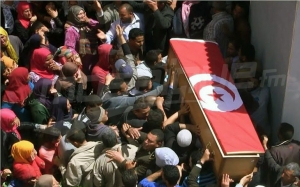 القصرين: تشييع جنازة الشهيد خالد اللطيفي إلى مقبرة فريانة