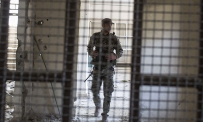 سوريا : فرار سجناء متهمون بالانتماء لتنظيم "داعش" الإرهابي