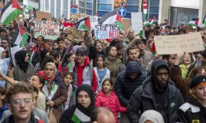 حوالي 12 ألف متظاهر في بلجيكا يدعون إلى وقف إطلاق النار في غزة