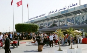 عالقون بسبب كورونا:  إجلاء حوالي 7170 تونسي وحوالي 13 ألف أجنبي إلى بلدانهم