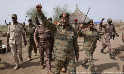 إطلاق نار يفسد هدنة وافق عليها طرفا الصراع في السودان بضغط أمريكي
