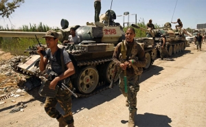 رغم تضارب المواقف حول الخطوة:  قوات خليفة حفتر تسير نحو العاصمة طرابلس 