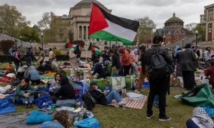 العفو الدولية تدين &quot;قمع&quot; احتجاجات داعمة لفلسطين في جامعات أمريكية