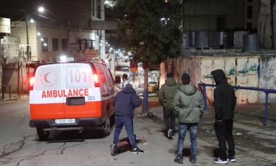 الضفة.. مستوطن إسرائيلي يدهس فلسطينيا ويصيبه بكسور في نابلس