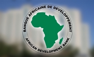 في تقرير الآفاق الاقتصادية بإفريقيا لسنة2018:  البنك الإفريقي للتنمية يؤكد:على تونس الإسراع في الإصلاحات لتستمر في الاستفادة من دعم شركاء التنمية وثقة الأسواق