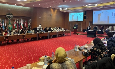 في ندوة دولية بالألكسو : السياسات اللغوية المبتكرة وتحديات العصر الرقمي والمعرفي