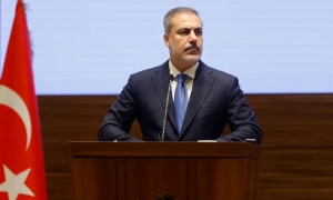وزير الخارجية التركي : بات الوضع في غزة لا يحتمل
