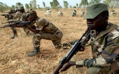 جيش النيجر يعلن قتل ثلاثة مهاجمين قرب منجم للذهب في شمال البلاد