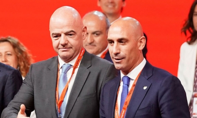 الفيفا يوقف رئيس الاتّحاد الإسباني مؤقّتا