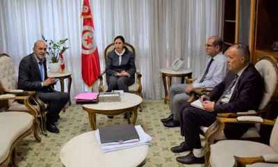 وزيرة التجهيز والإسكان تستقبل النائب هشام حسني عن ولاية تونس