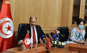 محمد عبو الوزير في الحكومة السابقة: يستقيل من الأمانة العامة لحزبه ويعرض ملفات حول الحكومات والأحزاب قبل مغادرته للوزارة