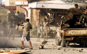 ليبيا: التطورات العسكرية تنسف آمال التسوية السياسية