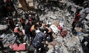 دبلوماسي فلسطيني يدعو للتحقيق في &quot;جرائم الحرب&quot; ضد سكان غزة (محدث)