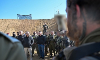 في اعتداء سافر على سيادة سوريا نتنياهو يقوم بزيارة استفزازية للجولان المحتل ... رسائل إقليمية ودولية