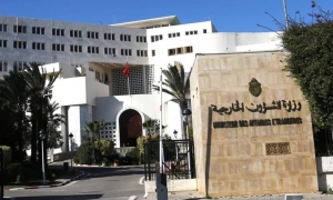 وزارة الخارجية : تدعو التونسيين بالنيجر الراغبين بالعودة الاتصال بالبعثة التونسية بواقادوقو