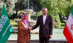 وزير الخارجية الإيراني يصل إلى الرياض في أول زيارة للمملكة منذ استئناف العلاقات