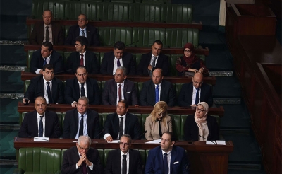 بعد منح البرلمان الثقة للتحوير الوزاري الأخير:  من شرط إلى «ضمانة» ... هل تراجعت النهضة عن موقفها من ترشح الشاهد للانتخابات ؟