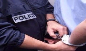 القبض على منحرف خطير محل 10 مناشير تفتيش