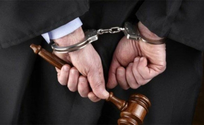 وجهت له جملة من التهم من بينها خيانة مؤتمن:  وكيل الجمهورية بالمنستير يأذن بإيقاف محام