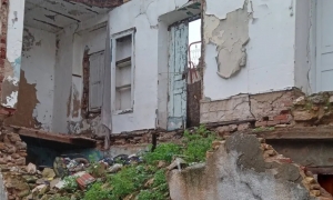 انهيار 5 مباني متداعية للسقوط وقرارات بإخلاء فوري لـ3 مباني أخرى