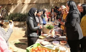 وزيرة الأسرة تواكب انطلاق نشاط المجمع النسائي "رائدات" بمنطقة الهواريّة