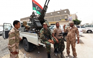 ليبيا: الجيش يبسط نفوذه الكامل على بنغازي وحفتر يبشر بعهد جديد