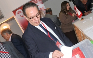 حركة نداء تونس:  نهاية الانتخابات ومعها حافظ قائد السبسي  وبداية «حرب المقر»